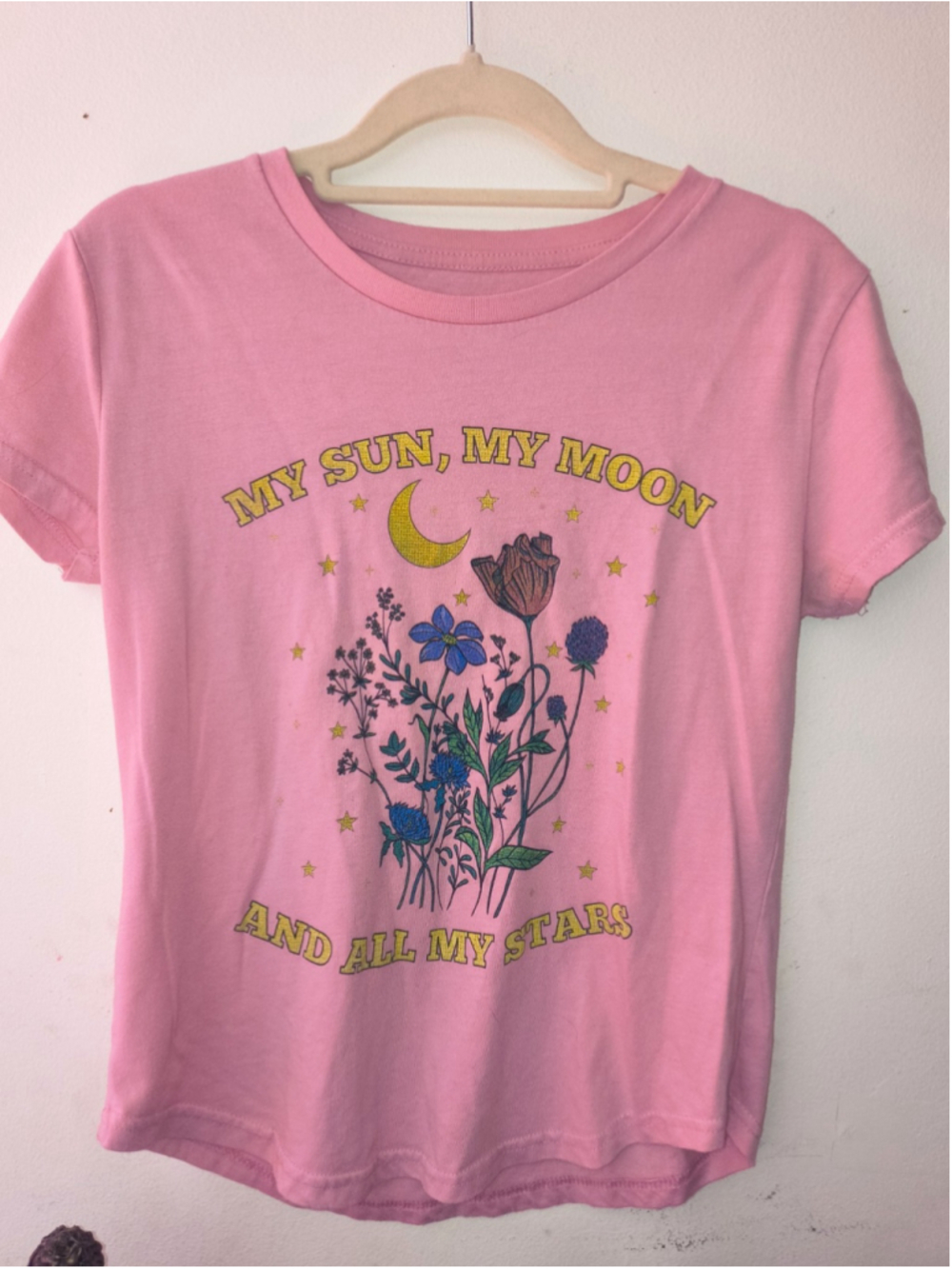 Ana Cabana California Pink Graphic Moon Stars Quote Crewneck T-Shirt Women’s S
